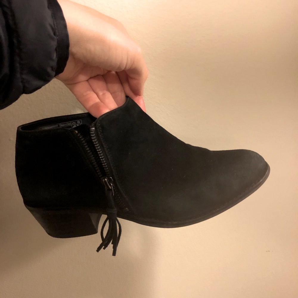 Boots. Vionic.